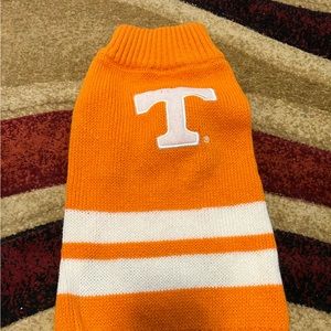 Tennessee Vols size large dog sweater